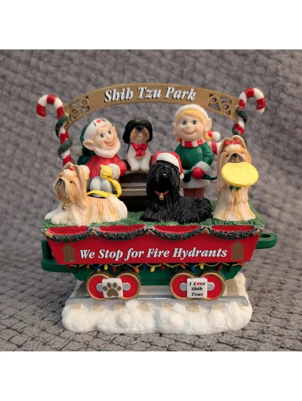 Danbury Mint Shih Tzu Christmas Express 7Piece Holiday Train Set Dog Collectible